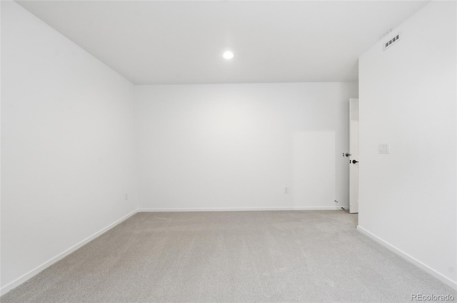 MLS Image #29 for 2181 s irvington street,aurora, Colorado
