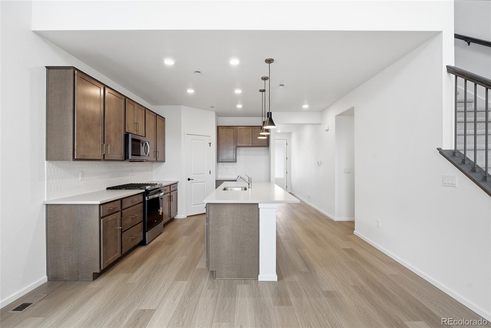 MLS Image #8 for 2181 s irvington street,aurora, Colorado