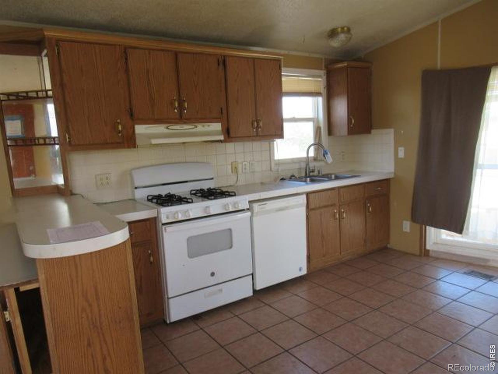 MLS Image #4 for 4309 n shenandoah street,greeley, Colorado