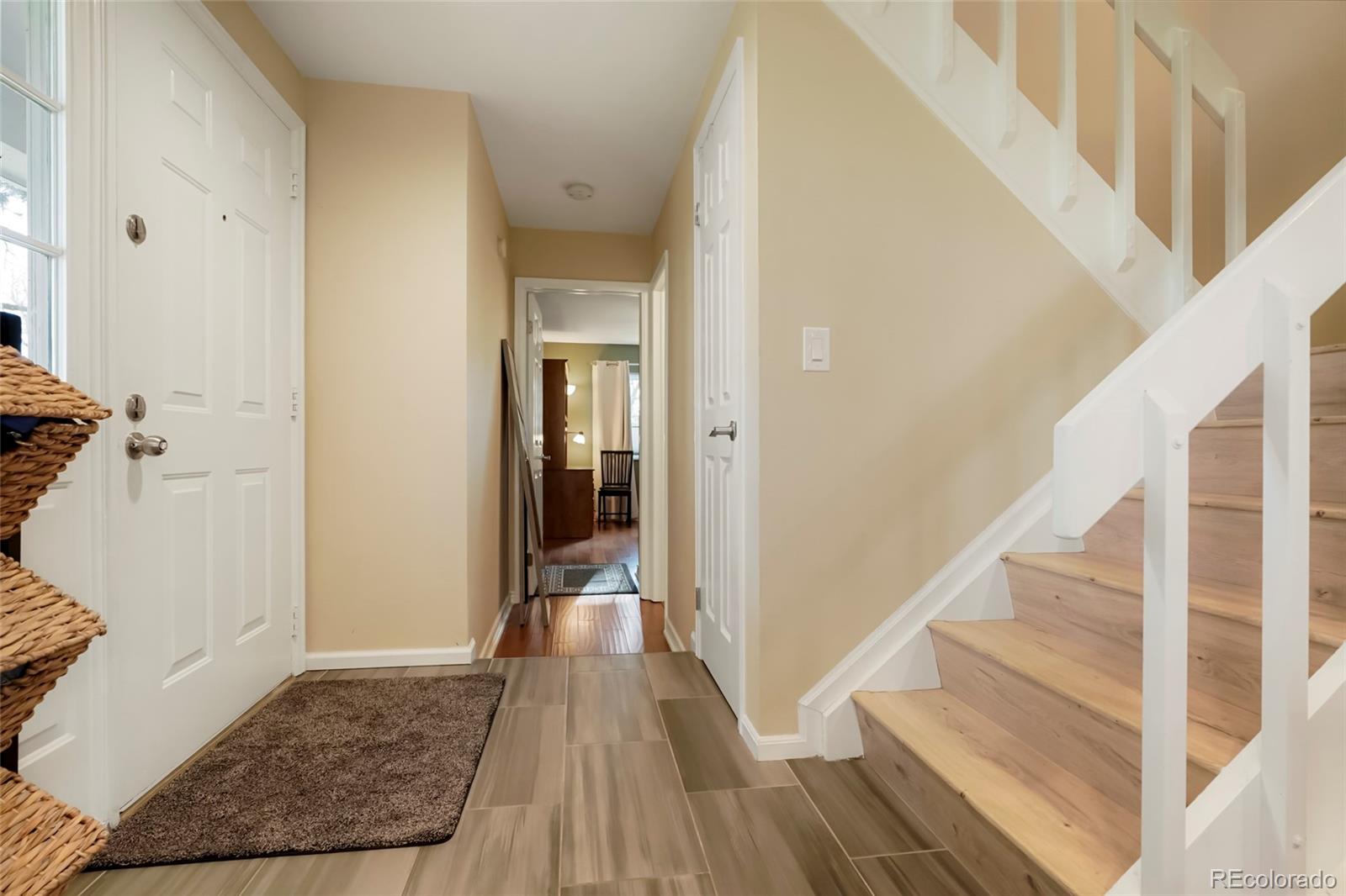 MLS Image #2 for 12502 e evans circle,aurora, Colorado