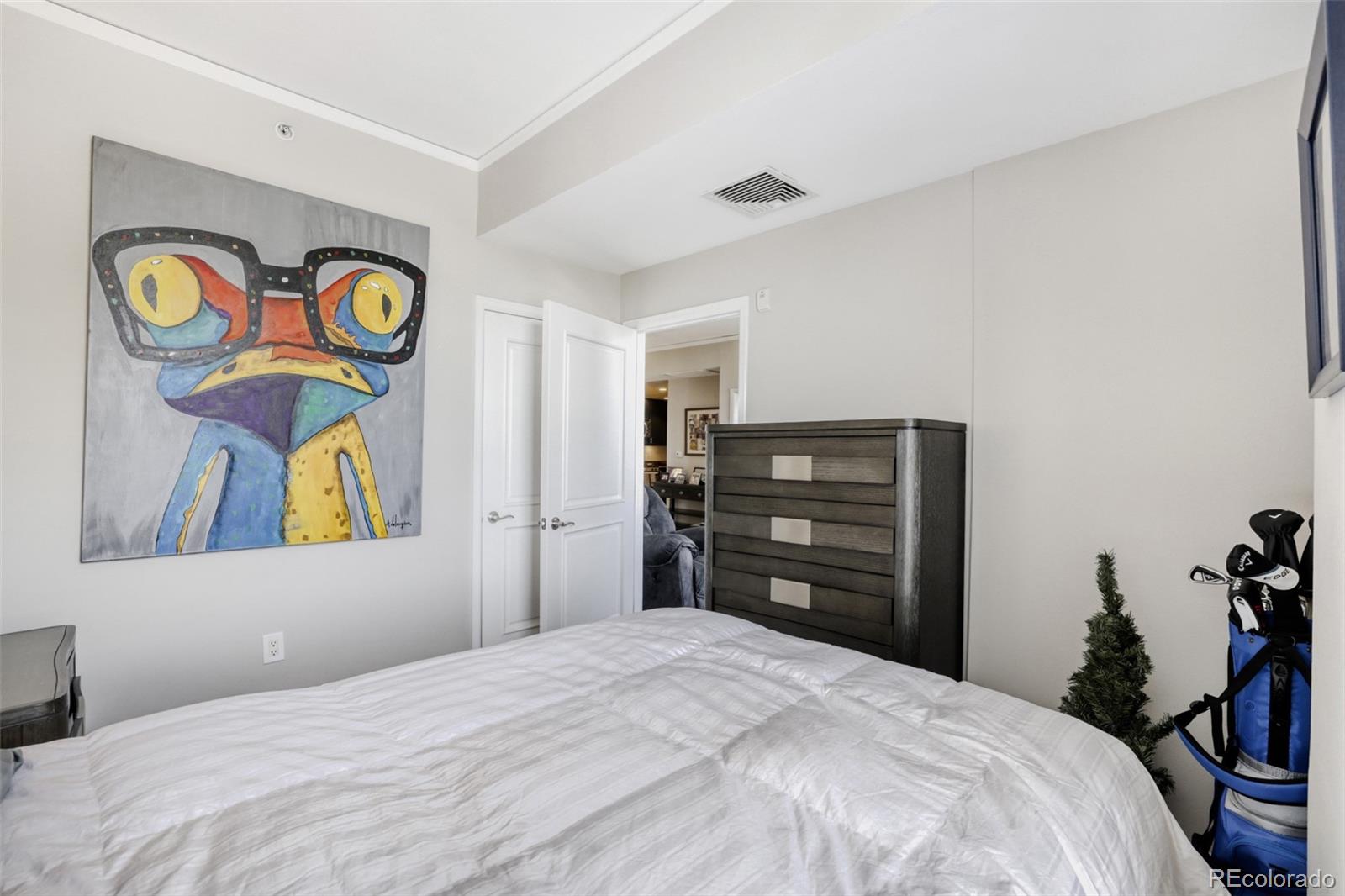 MLS Image #14 for 1975 n grant street 604,denver, Colorado