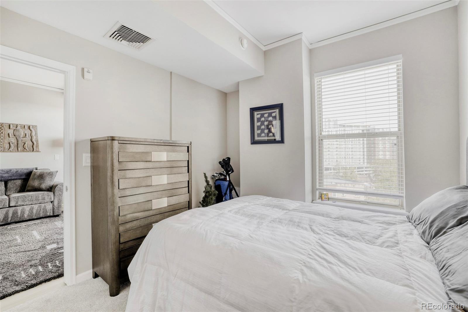 MLS Image #16 for 1975 n grant street 604,denver, Colorado