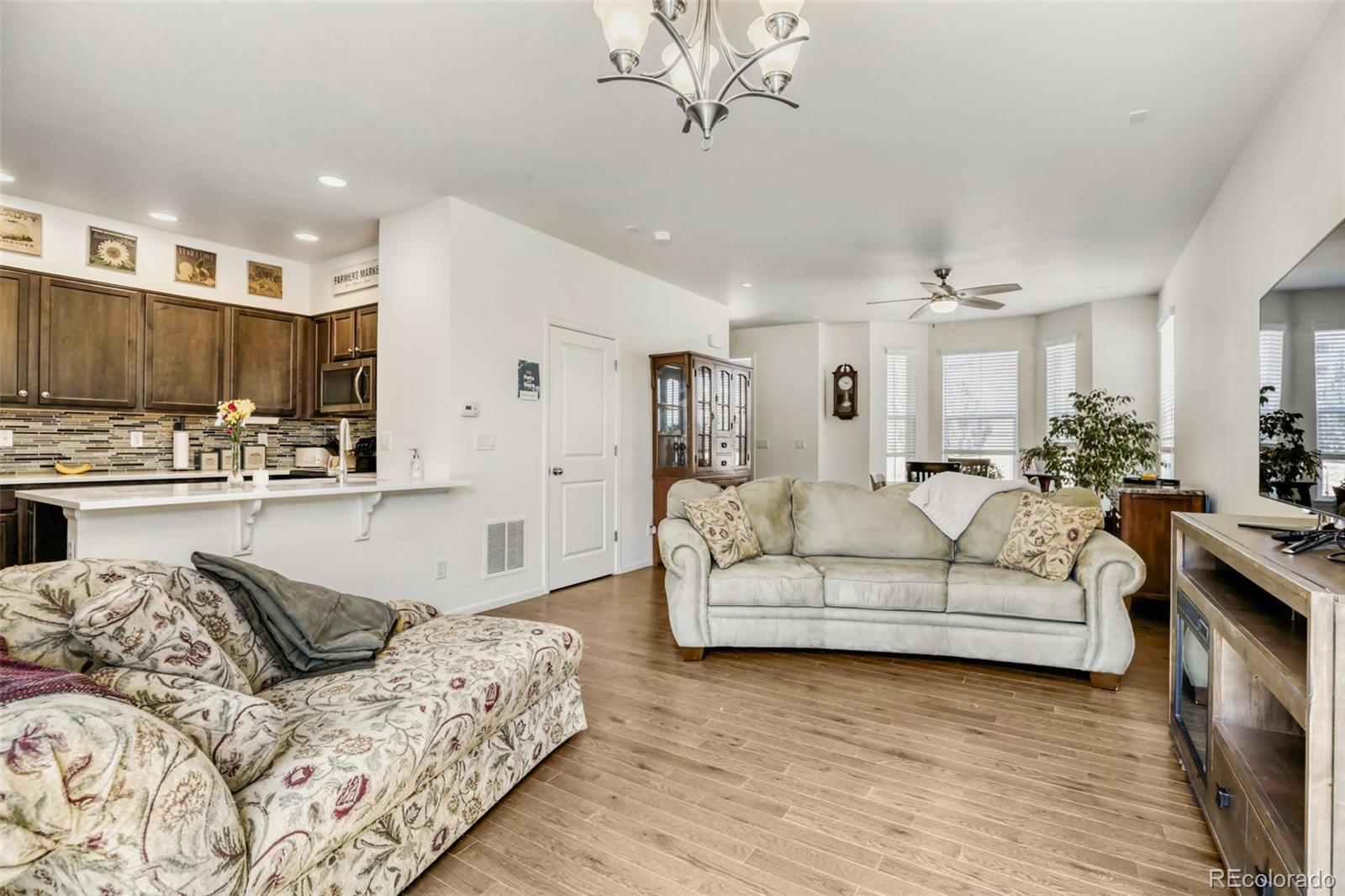 MLS Image #2 for 14641 e poundstone drive,aurora, Colorado