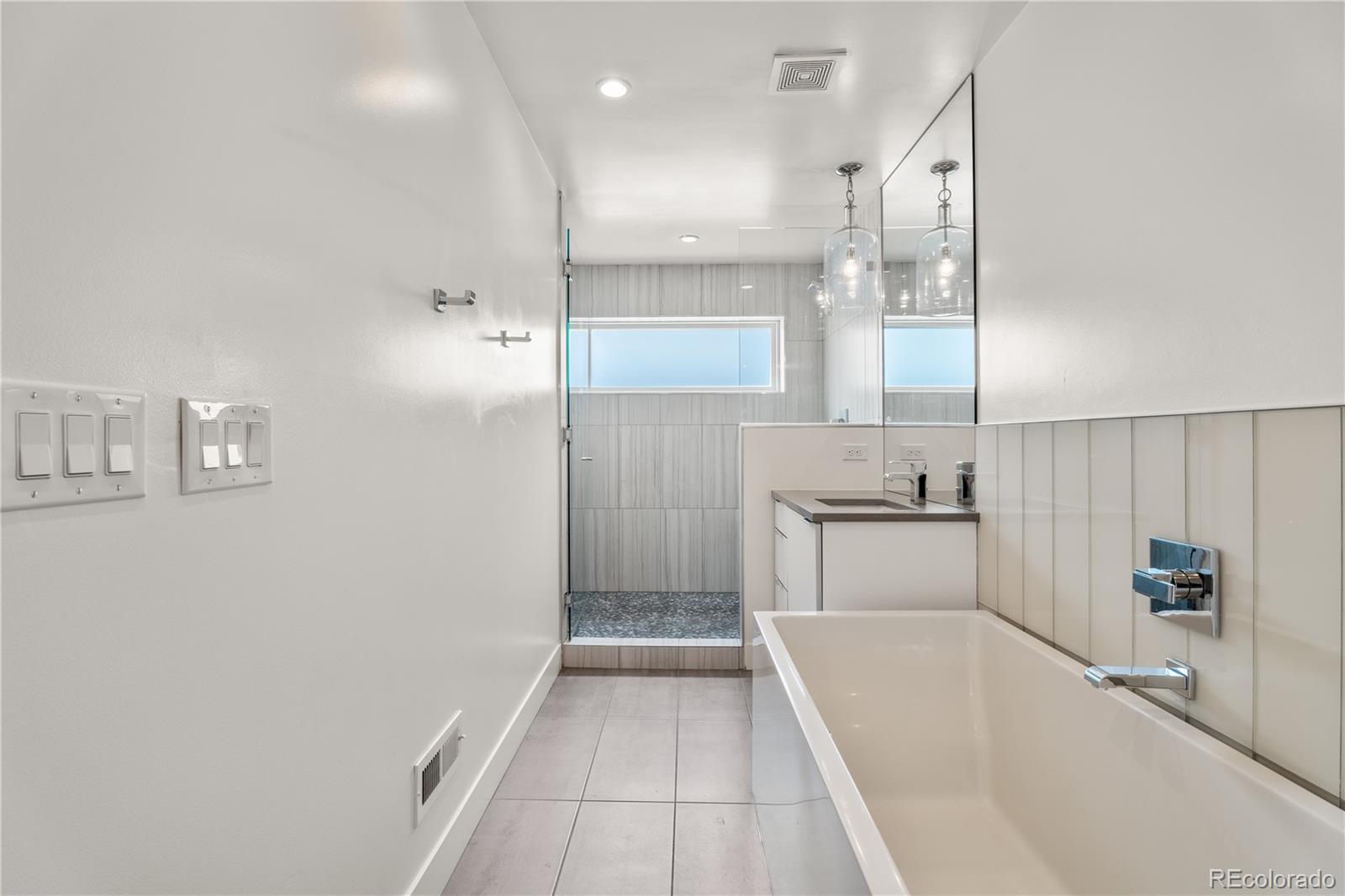 MLS Image #16 for 3612  wyandot street,denver, Colorado
