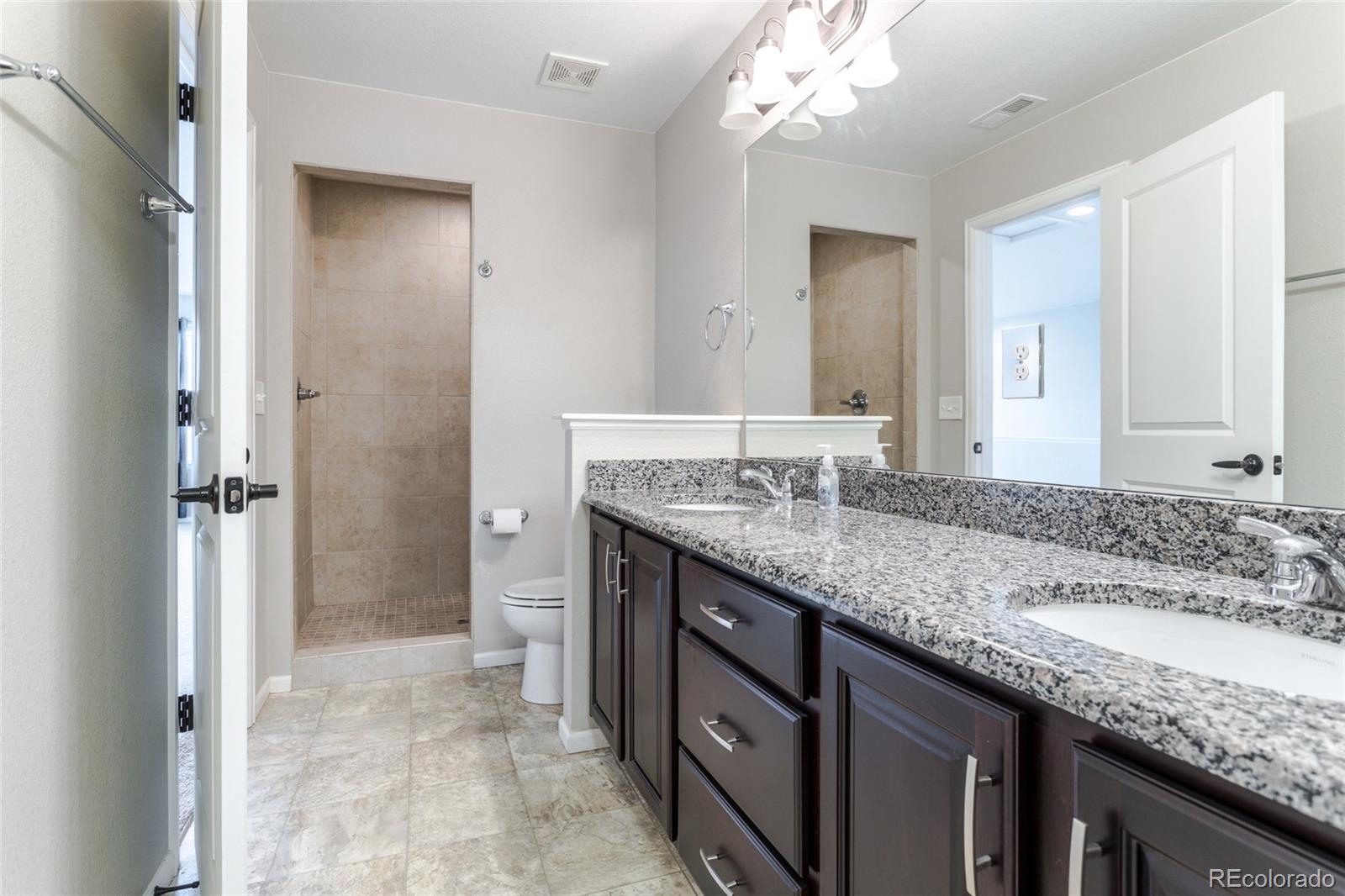 MLS Image #19 for 19754 e 54th place,denver, Colorado