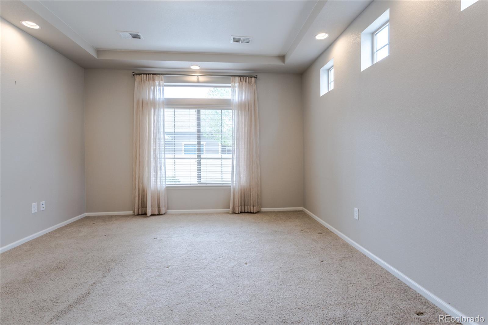 MLS Image #8 for 19754 e 54th place,denver, Colorado