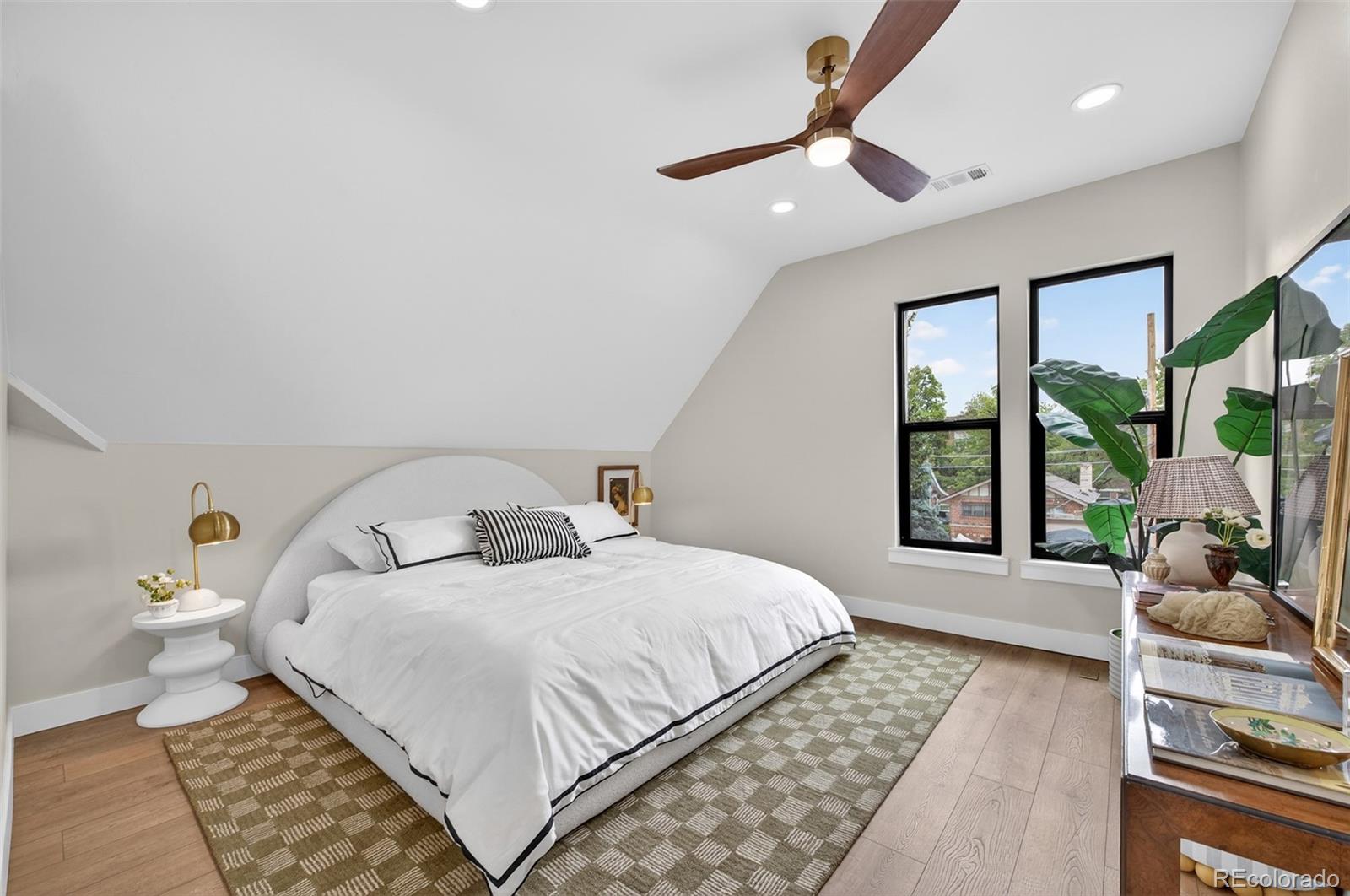 MLS Image #32 for 1120  monroe street,denver, Colorado
