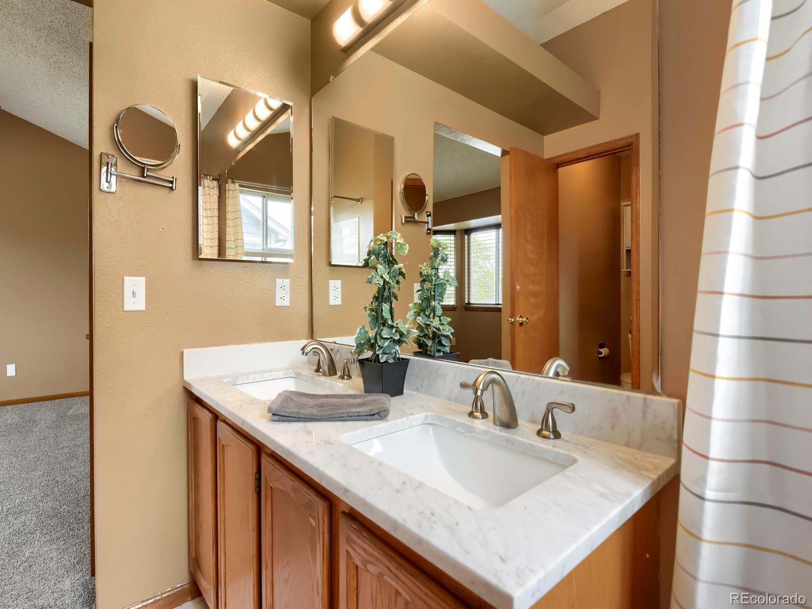 MLS Image #16 for 9943  deer creek street,highlands ranch, Colorado