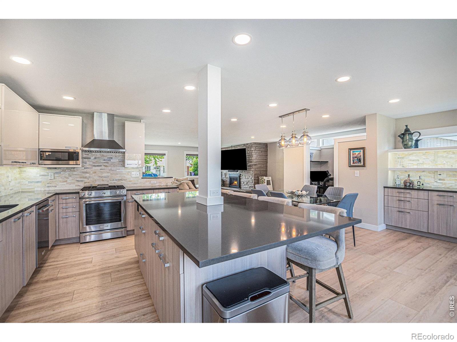 MLS Image #16 for 628 s jasmine way,denver, Colorado