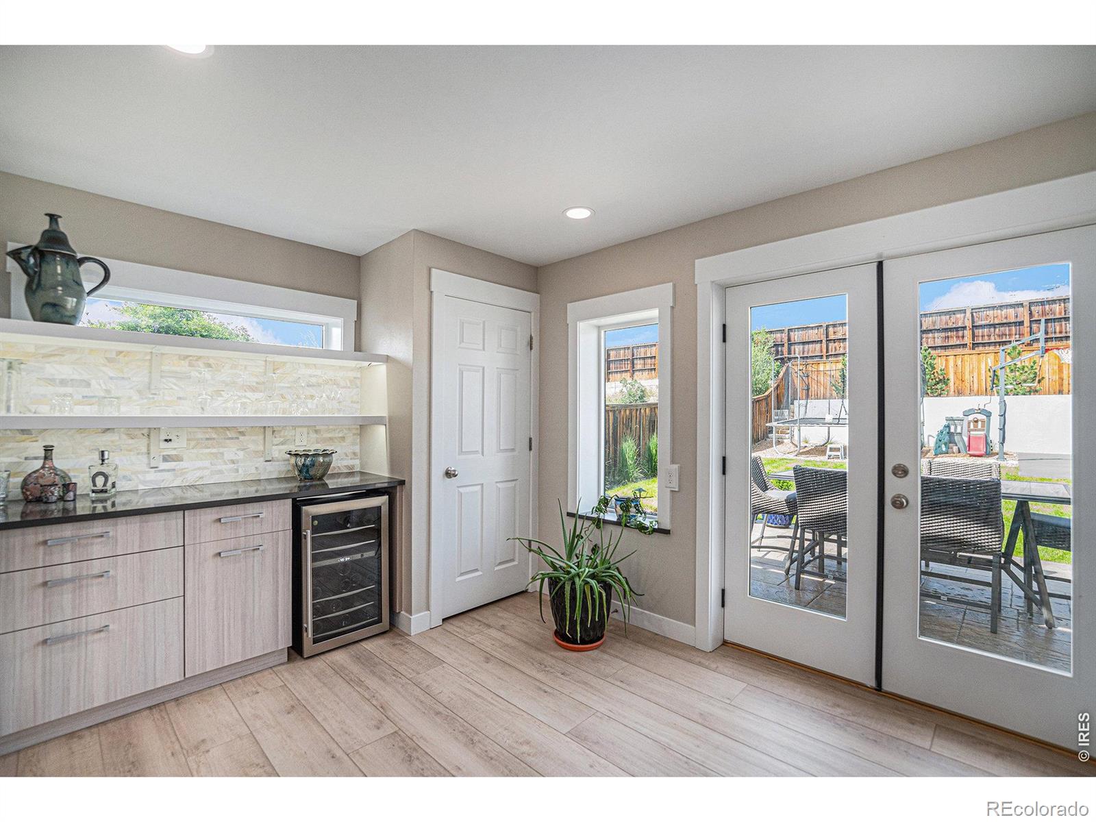 MLS Image #19 for 628 s jasmine way,denver, Colorado