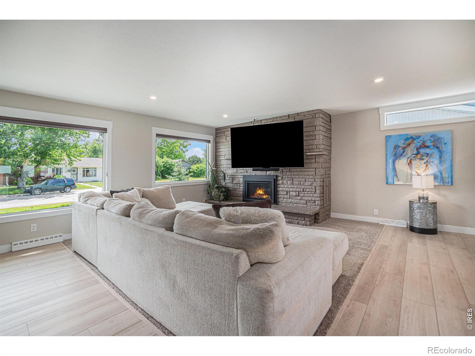 MLS Image #2 for 628 s jasmine way,denver, Colorado
