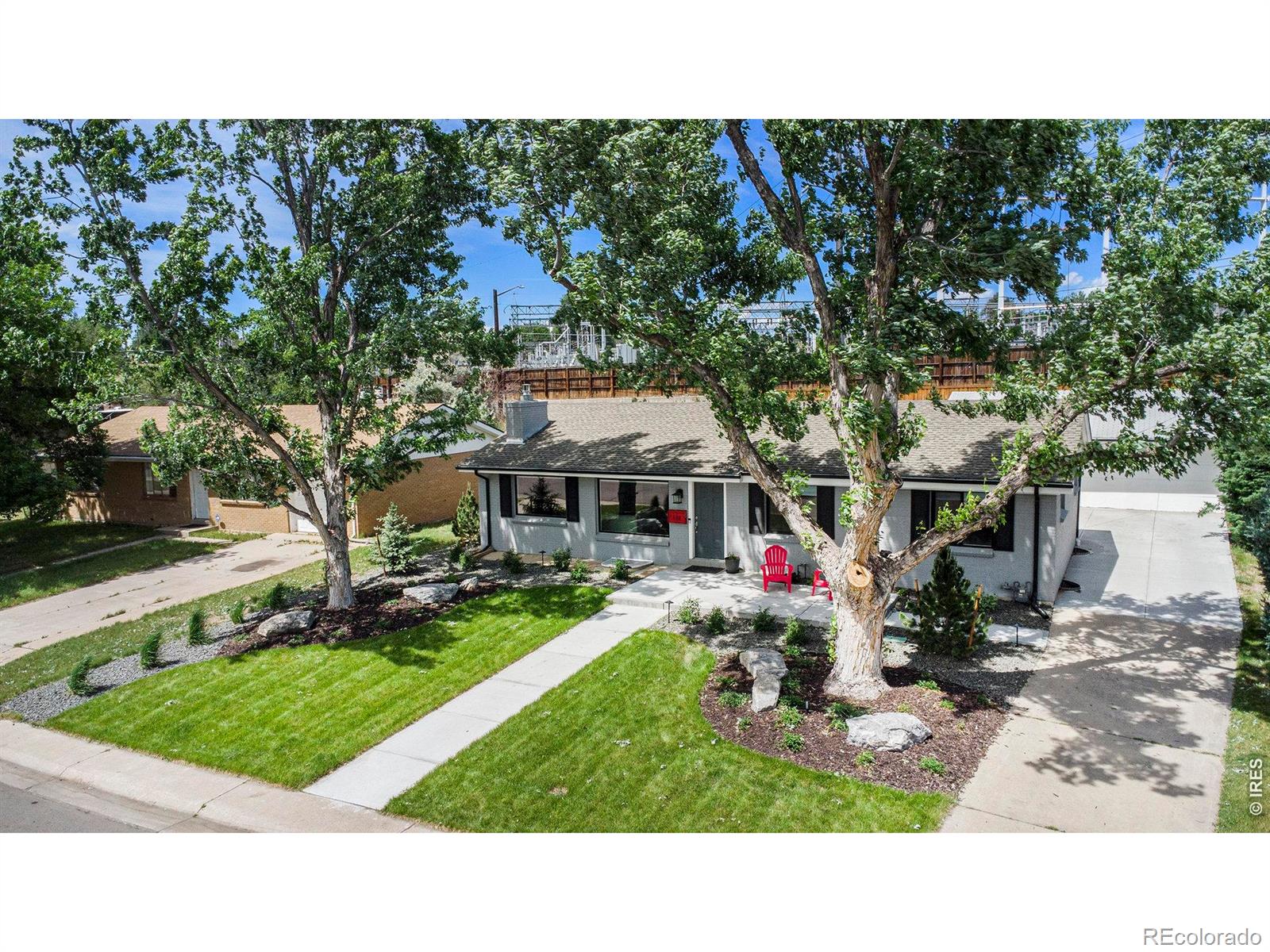 MLS Image #4 for 628 s jasmine way,denver, Colorado