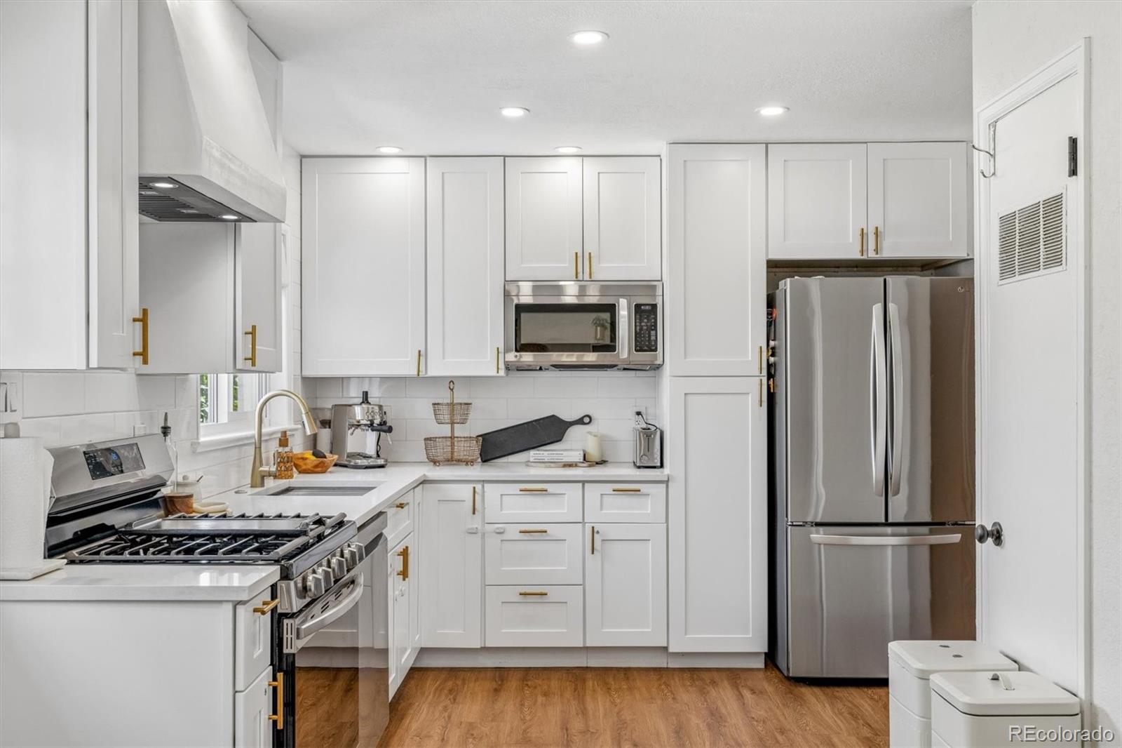 MLS Image #10 for 1630 s lowell boulevard,denver, Colorado