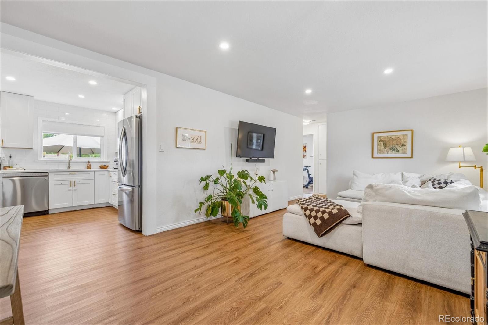 MLS Image #5 for 1630 s lowell boulevard,denver, Colorado