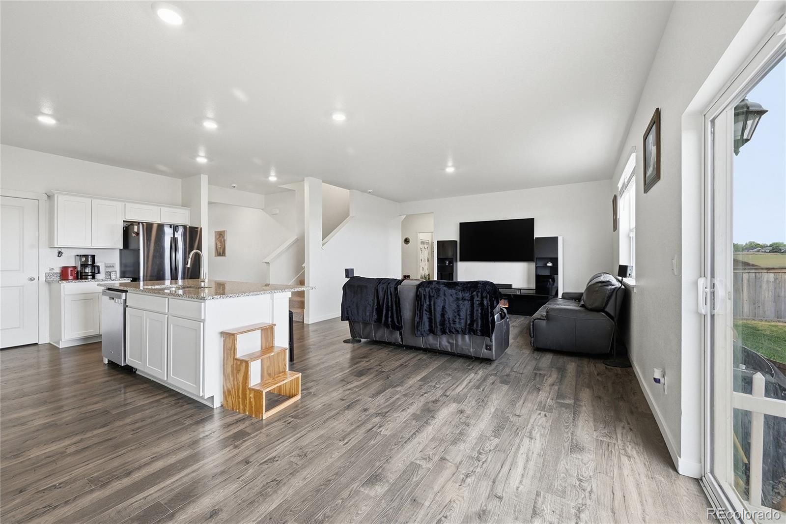 MLS Image #8 for 281  raven lane,johnstown, Colorado