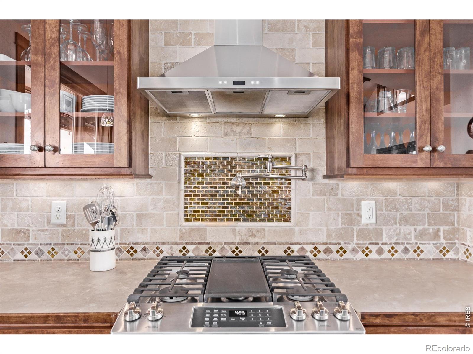 MLS Image #10 for 399  northview road,berthoud, Colorado