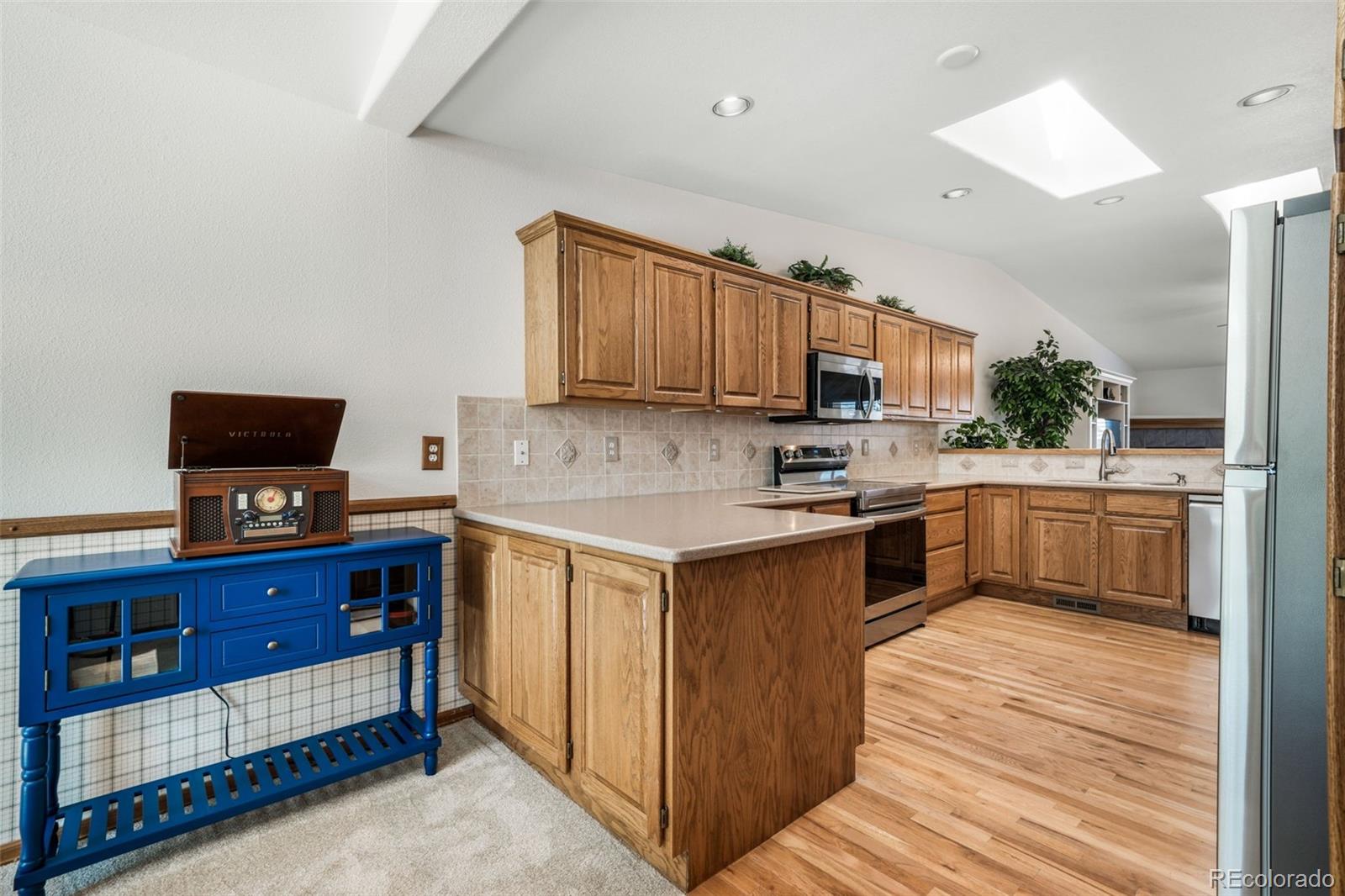 MLS Image #9 for 270  luxury lane,colorado springs, Colorado