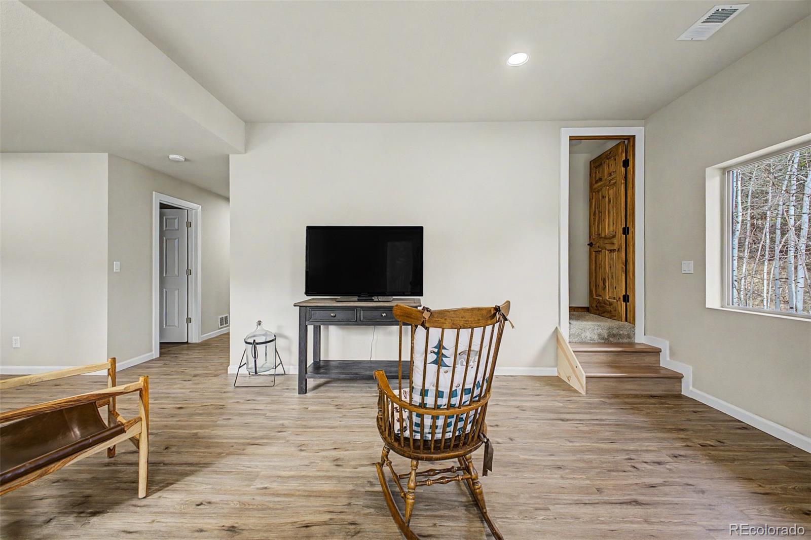 MLS Image #19 for 321 e cline drive,shawnee, Colorado