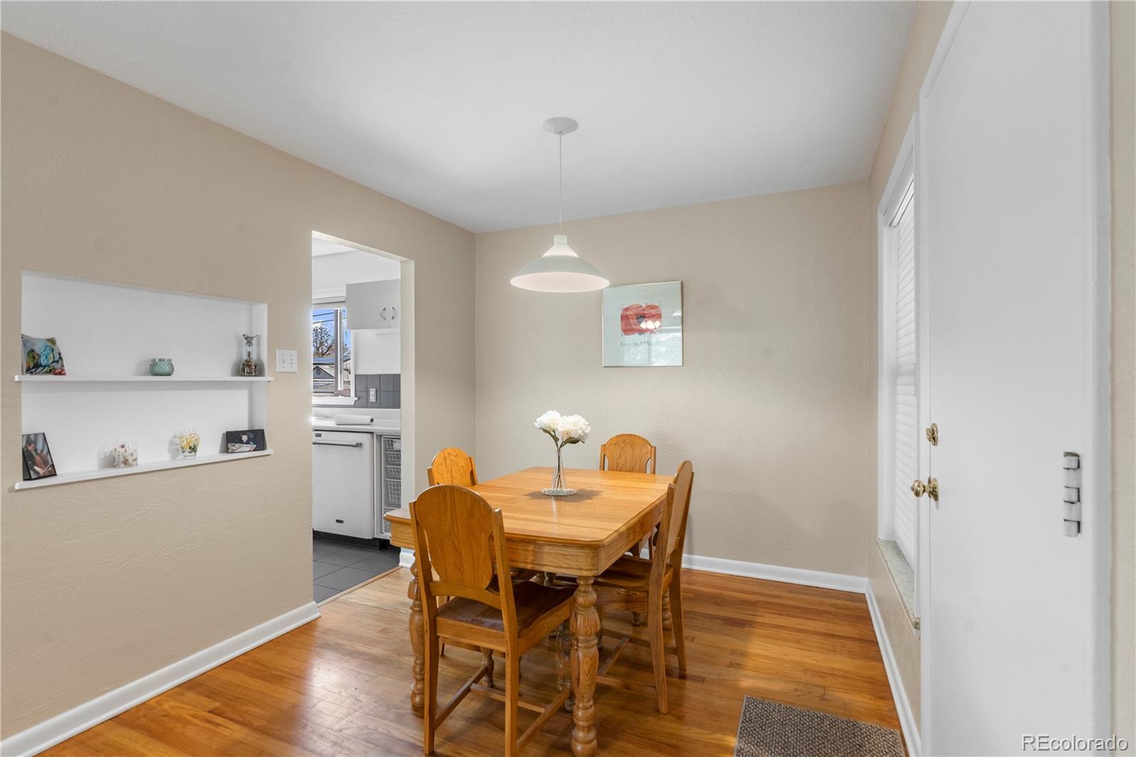 MLS Image #11 for 962 s holly street,denver, Colorado