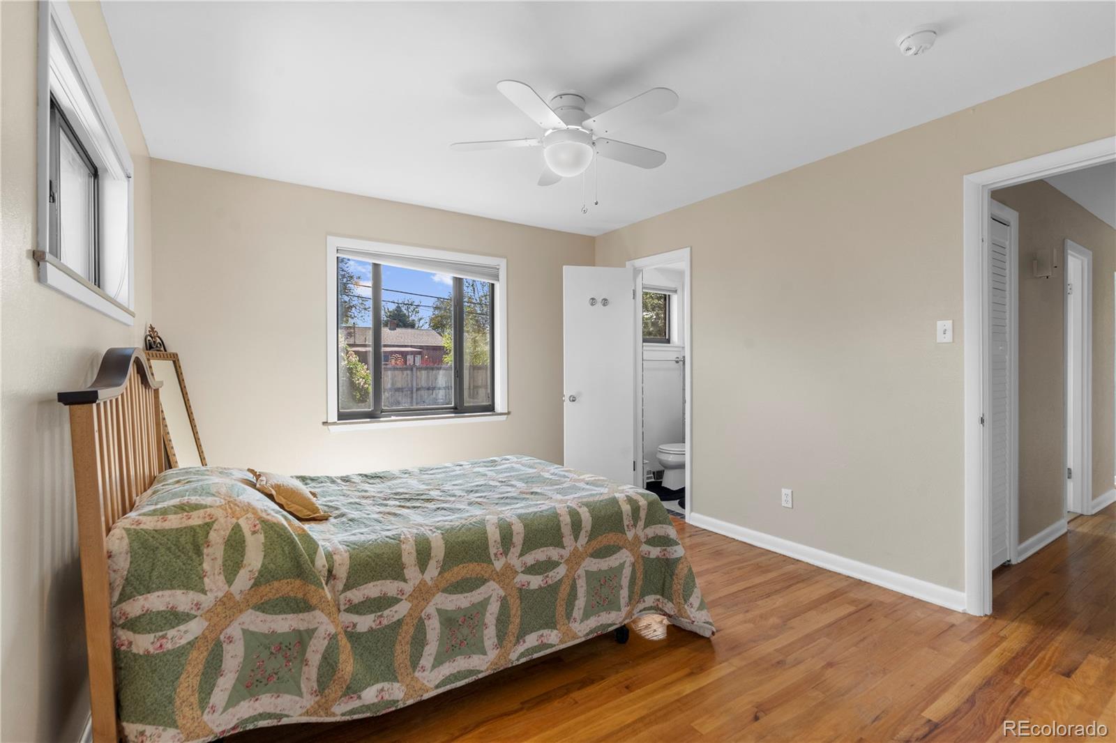 MLS Image #23 for 962 s holly street,denver, Colorado
