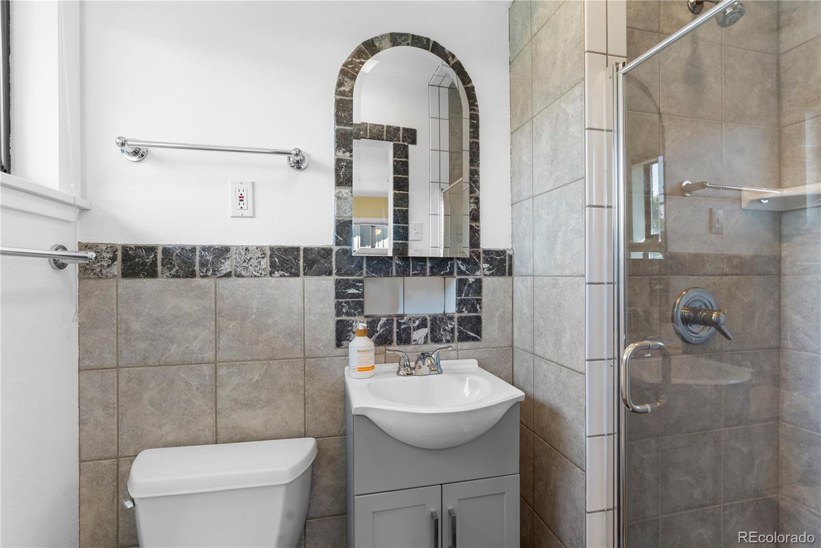 MLS Image #24 for 962 s holly street,denver, Colorado