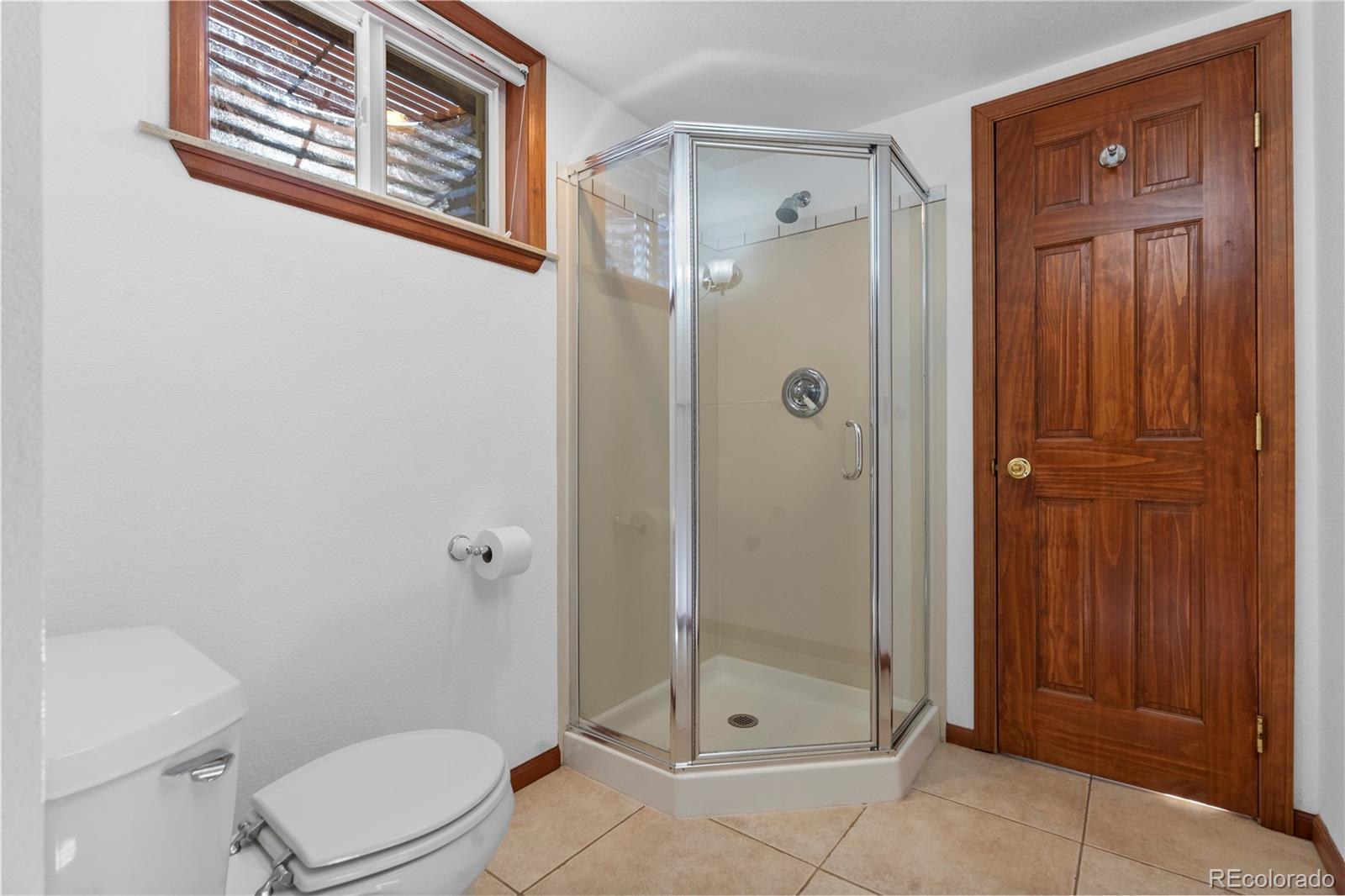 MLS Image #27 for 962 s holly street,denver, Colorado