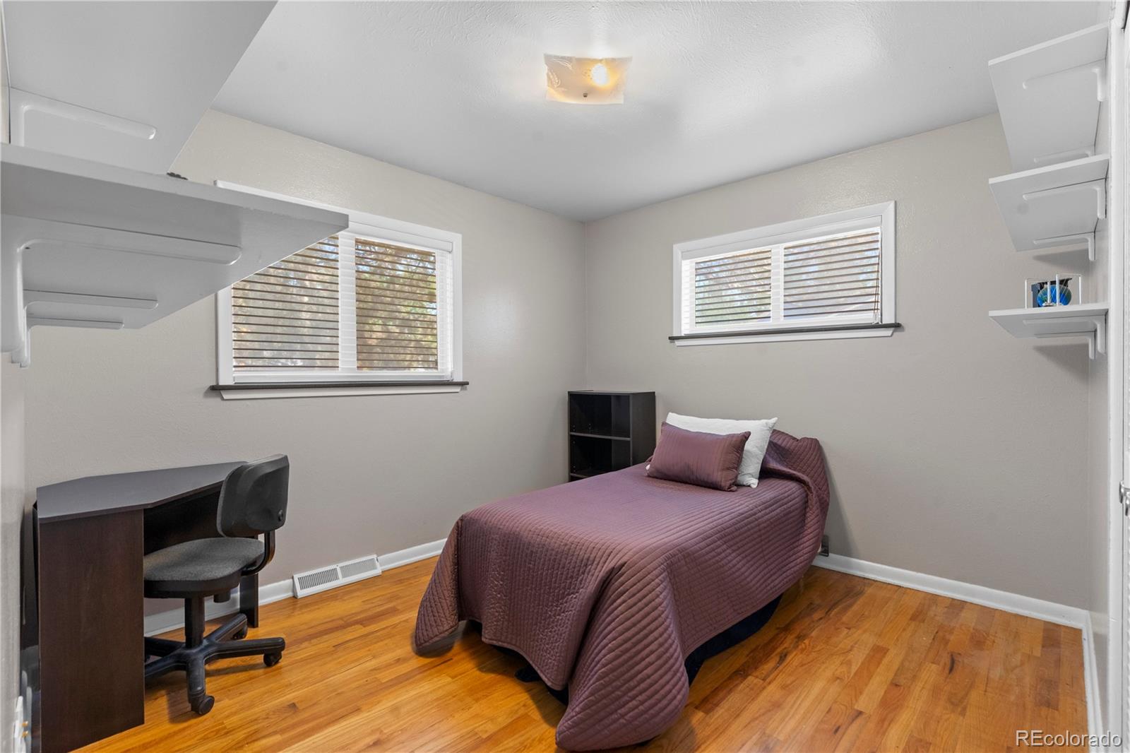 MLS Image #28 for 962 s holly street,denver, Colorado