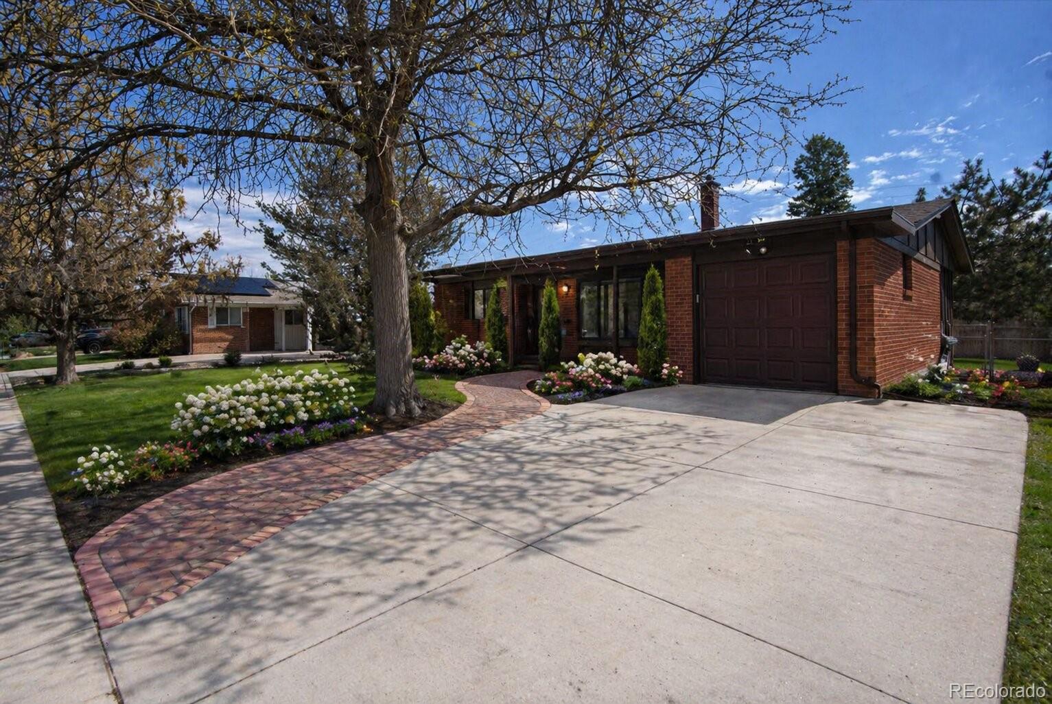 MLS Image #33 for 962 s holly street,denver, Colorado