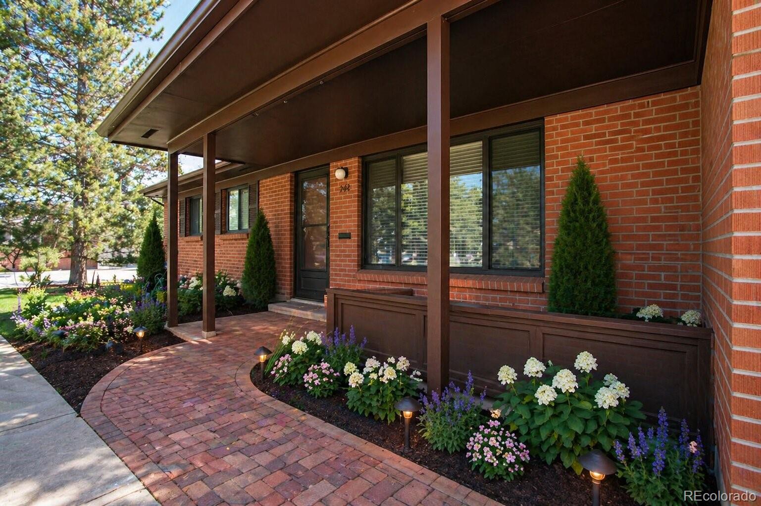 MLS Image #34 for 962 s holly street,denver, Colorado