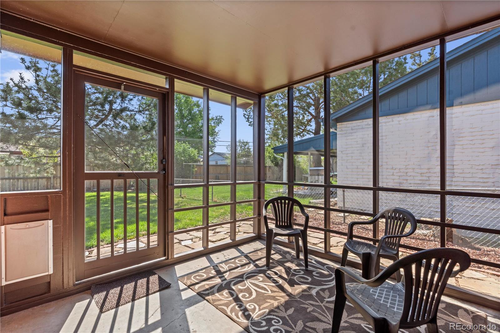 MLS Image #5 for 962 s holly street,denver, Colorado