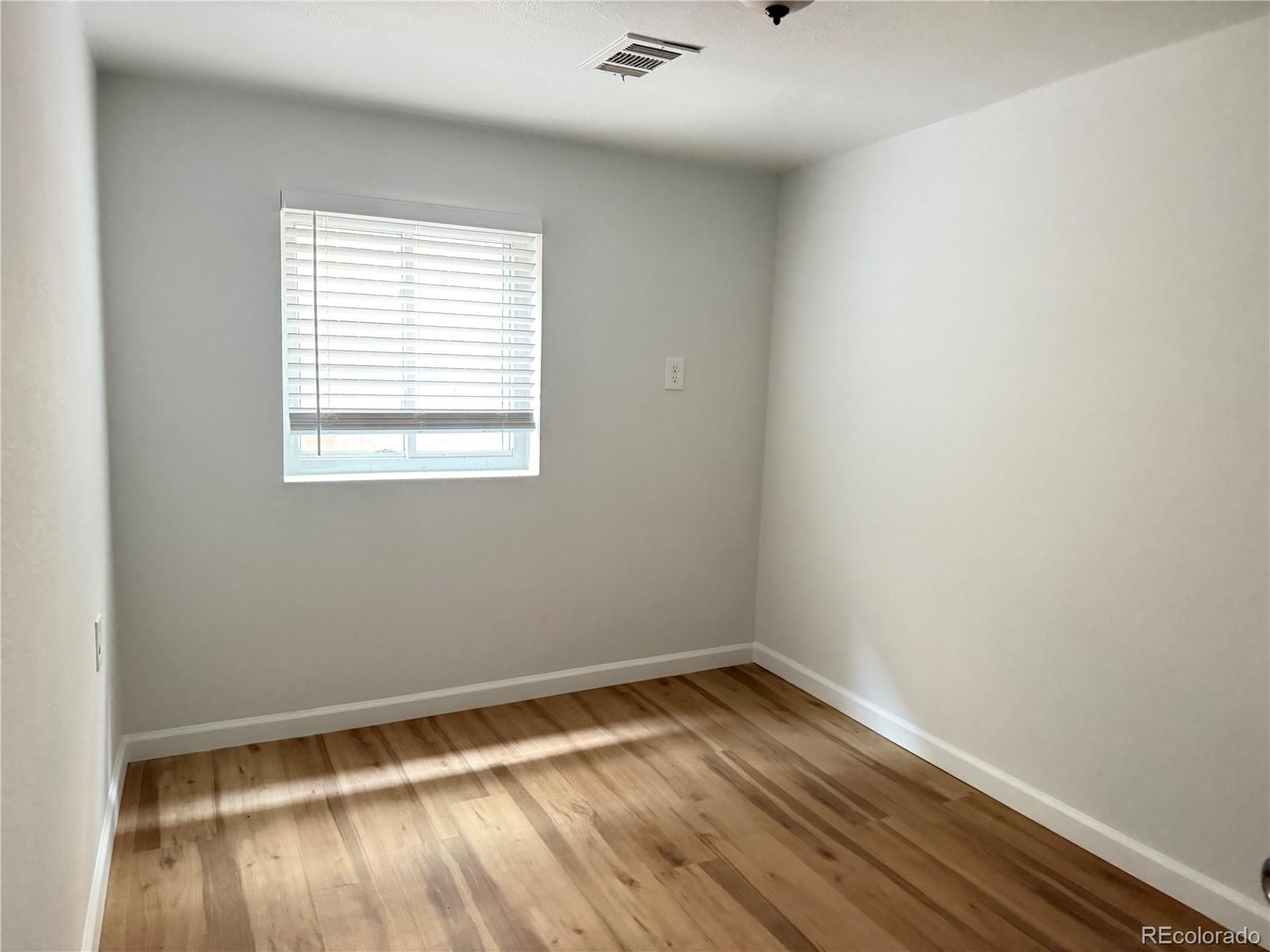 MLS Image #11 for 1092 s newton street,denver, Colorado