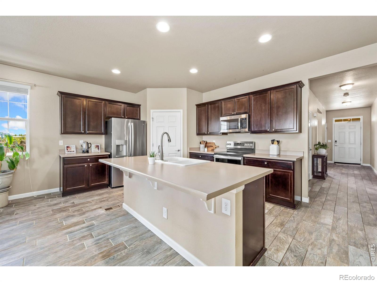 MLS Image #11 for 10398  stagecoach avenue,firestone, Colorado