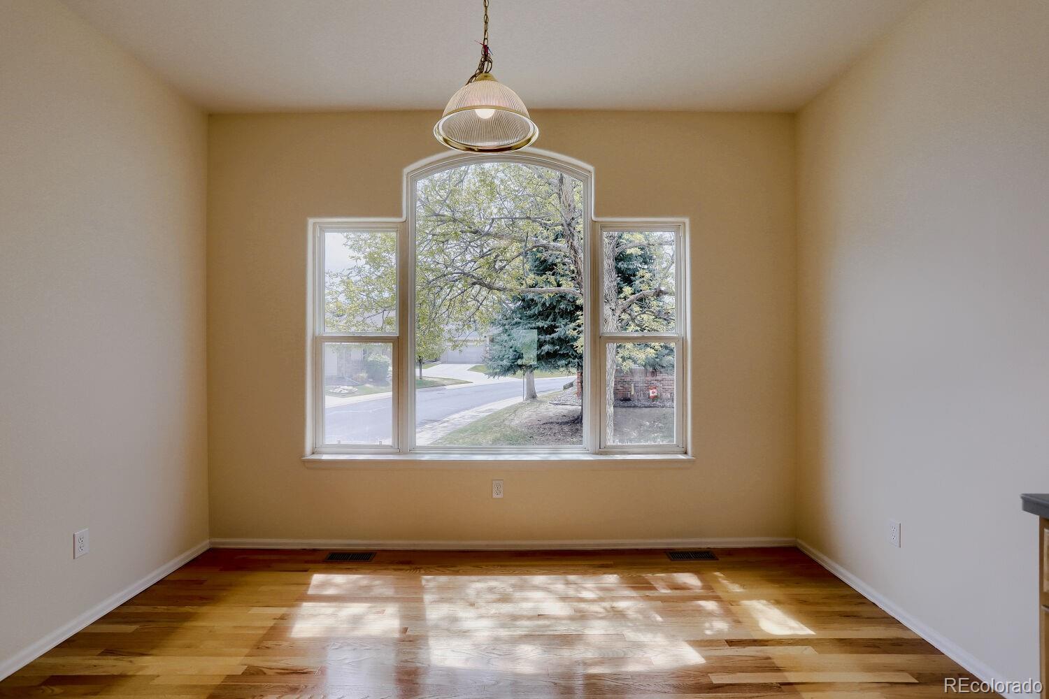 MLS Image #5 for 10735  zuni drive,denver, Colorado