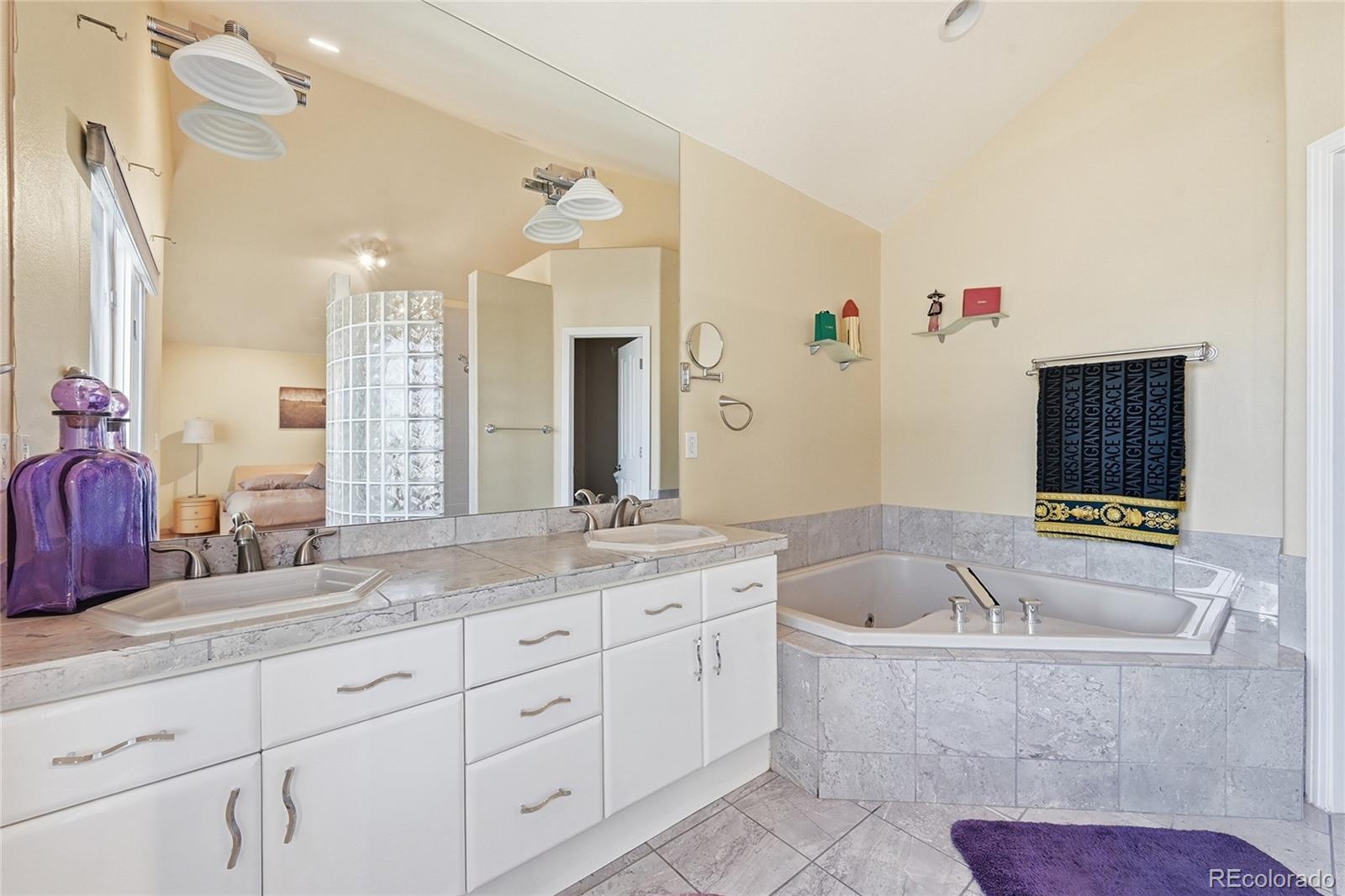 MLS Image #19 for 7680 e arizona drive,denver, Colorado
