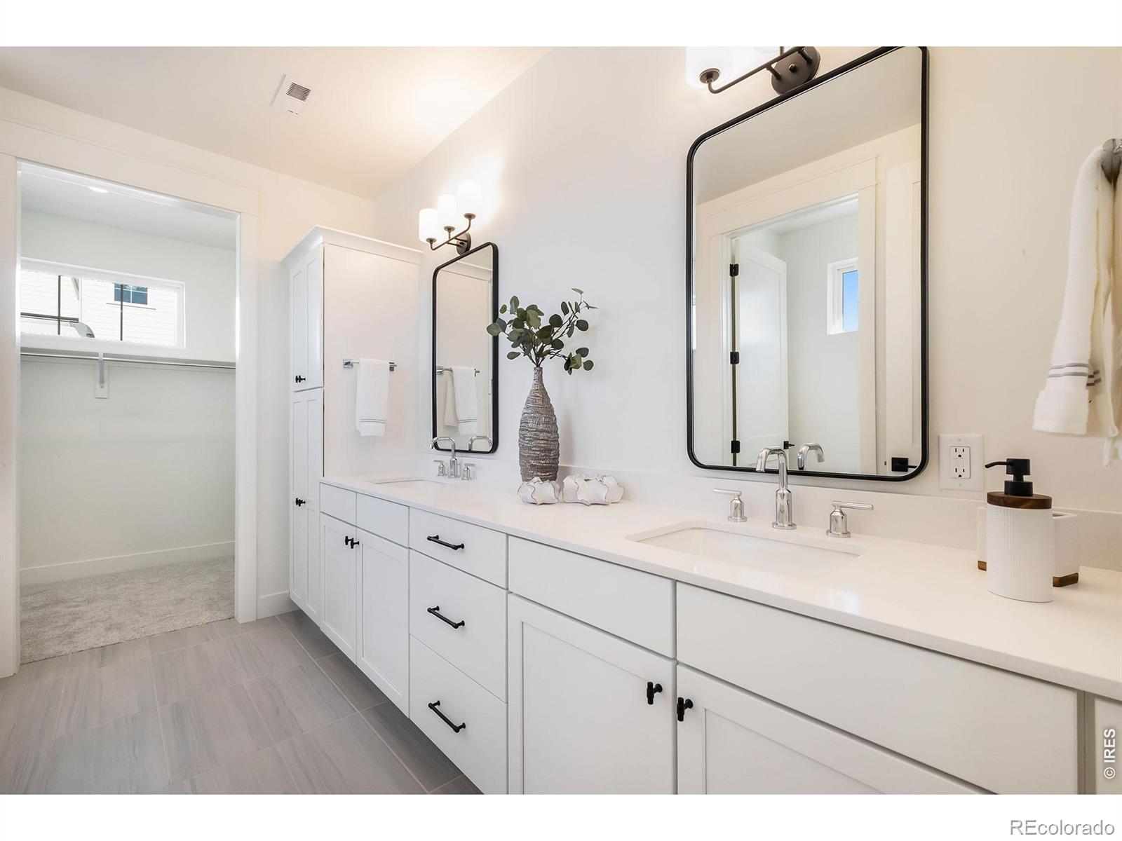 MLS Image #11 for 5102  stonewall street,loveland, Colorado