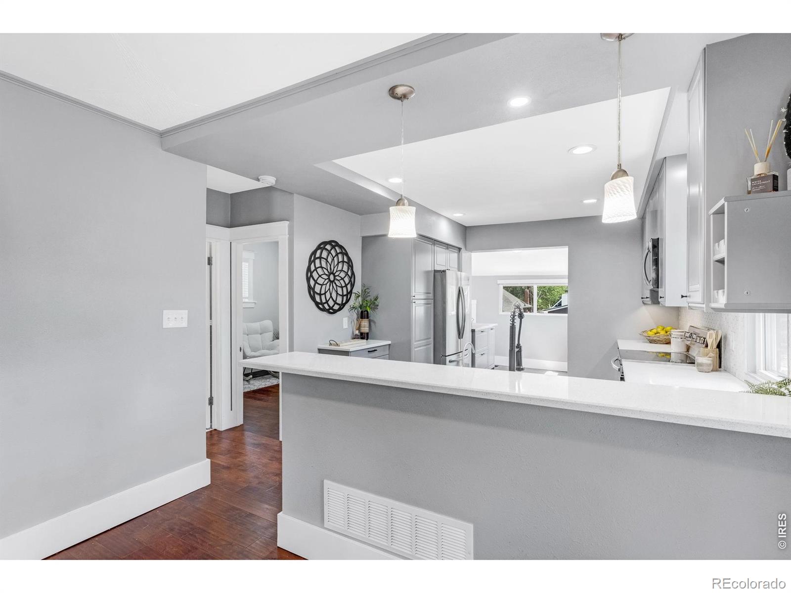 MLS Image #10 for 4410 n clay street,denver, Colorado