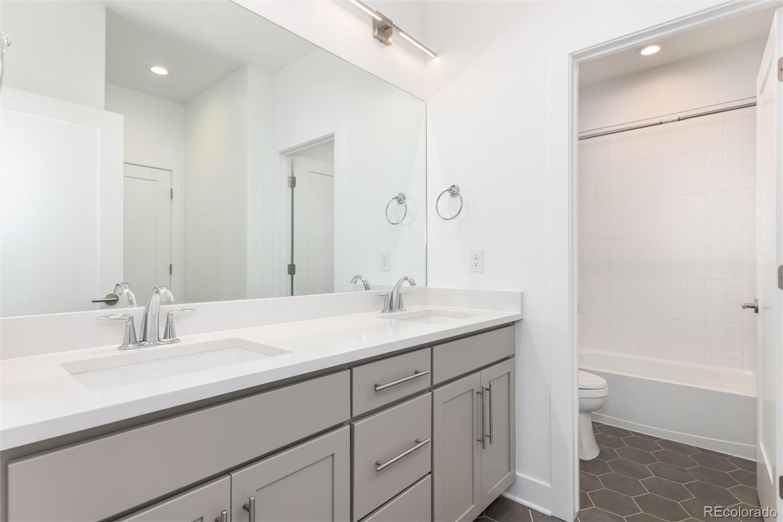 MLS Image #34 for 6689 s vandriver way,aurora, Colorado