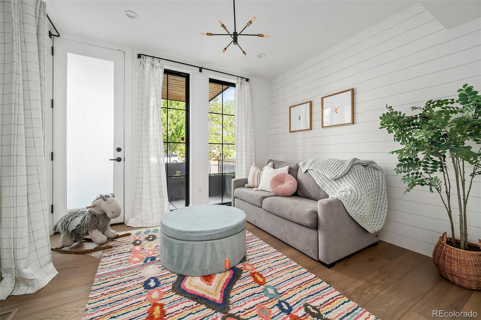 MLS Image #14 for 3753 n franklin street,denver, Colorado