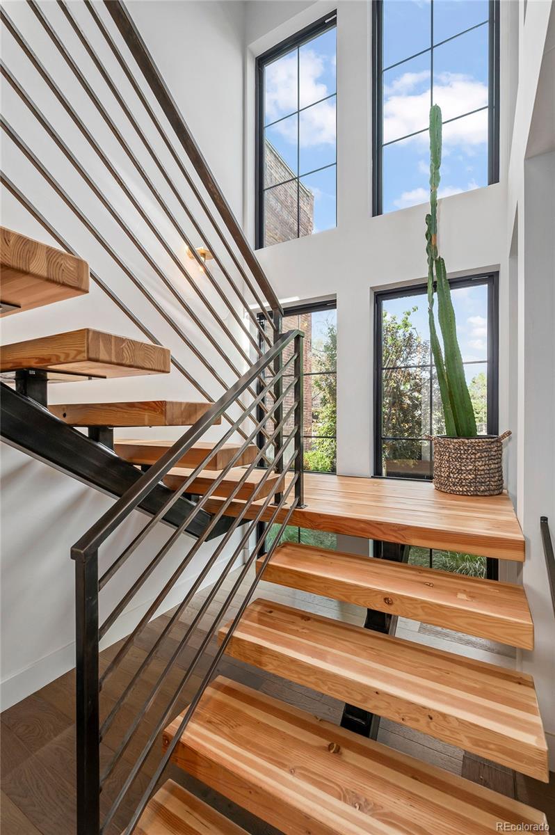 MLS Image #18 for 3753 n franklin street,denver, Colorado