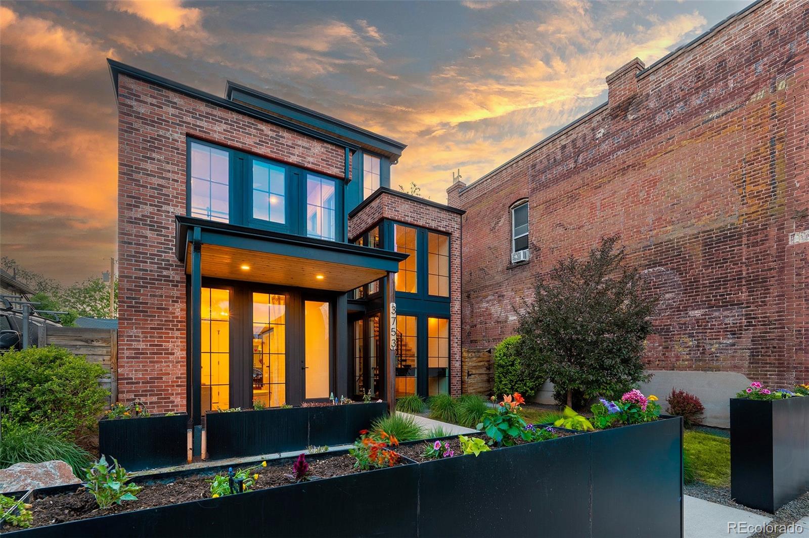 MLS Image #2 for 3753 n franklin street,denver, Colorado