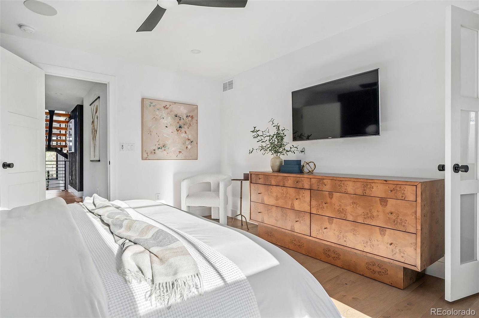 MLS Image #23 for 3753 n franklin street,denver, Colorado