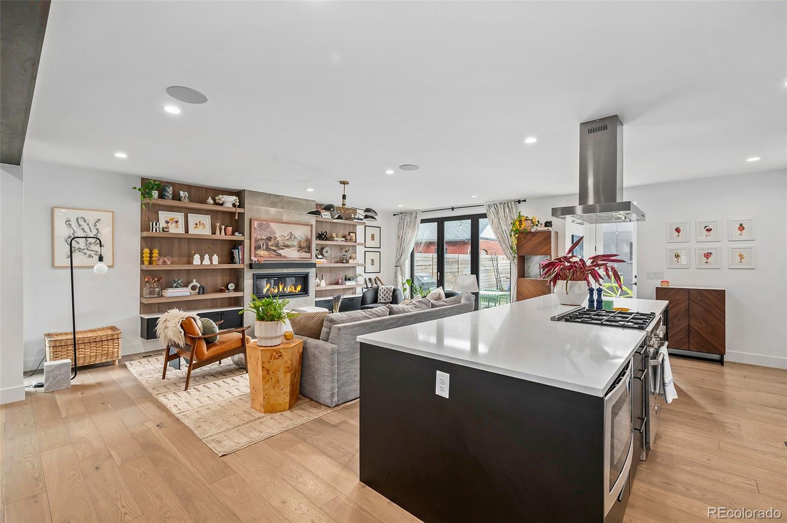 MLS Image #5 for 3753 n franklin street,denver, Colorado