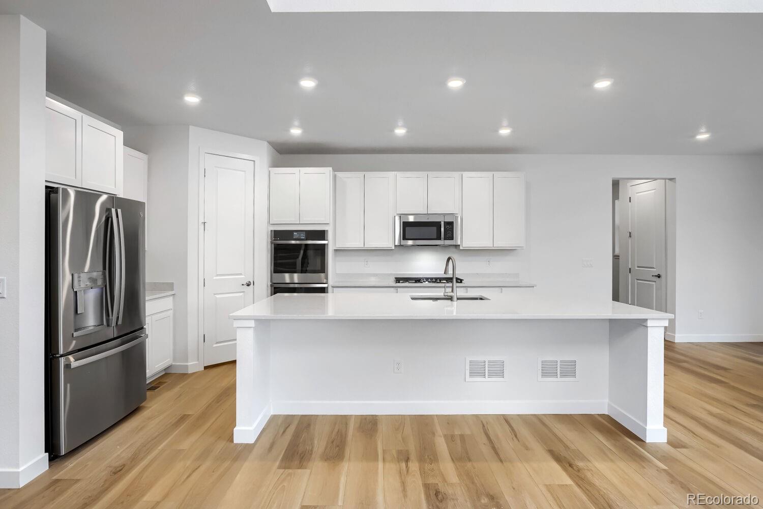 MLS Image #4 for 24674 e kettle court,aurora, Colorado