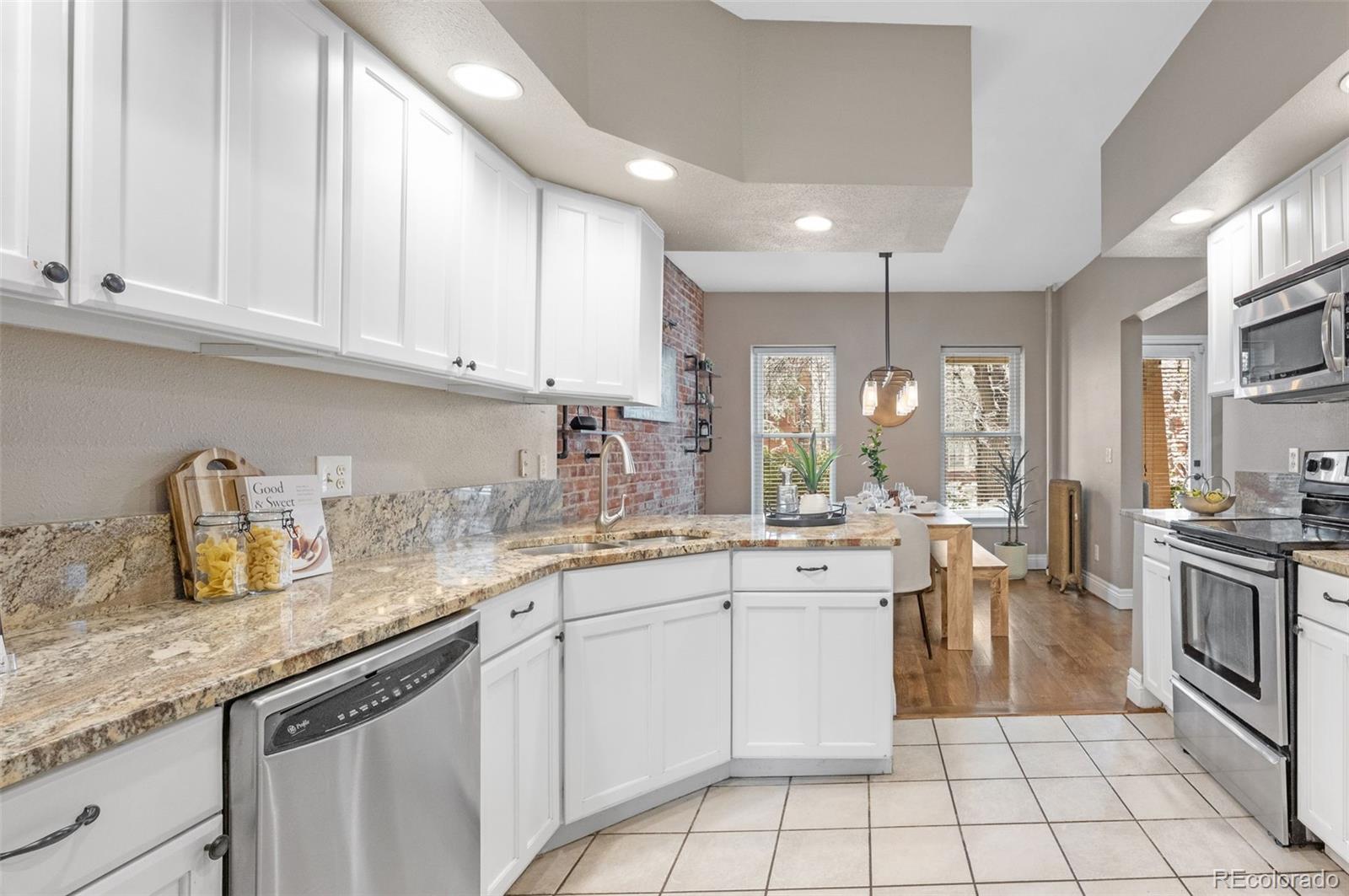 MLS Image #1 for 1100 n logan street 1,denver, Colorado
