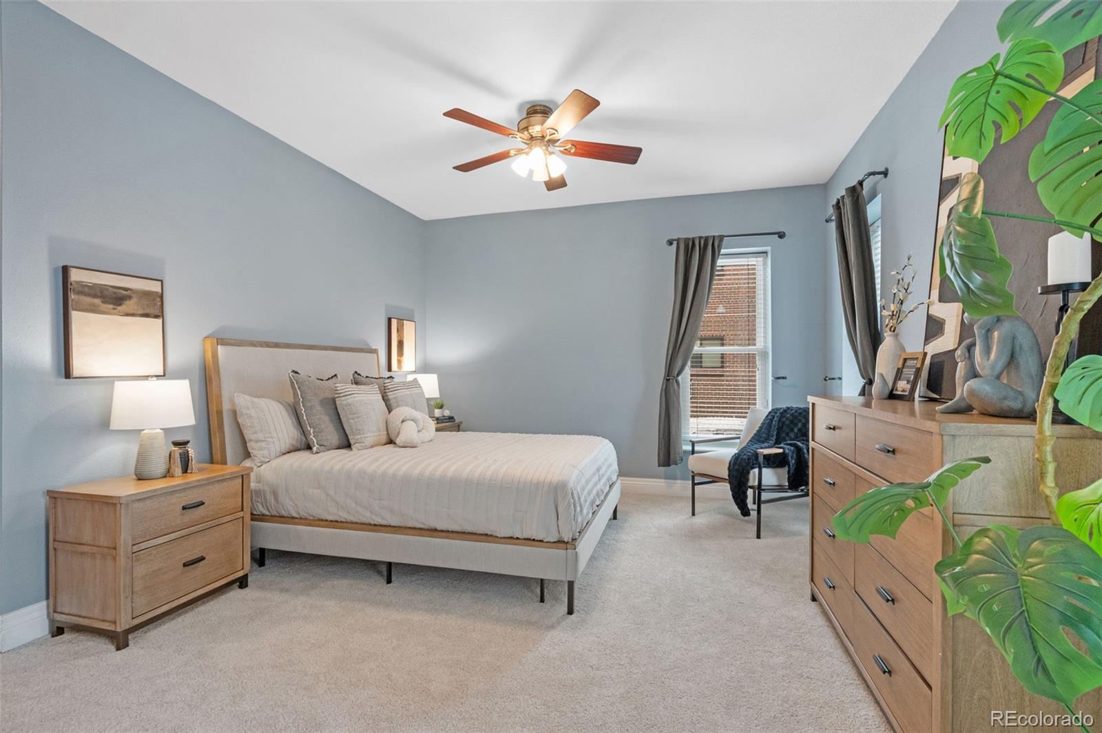 MLS Image #10 for 1100 n logan street 1,denver, Colorado