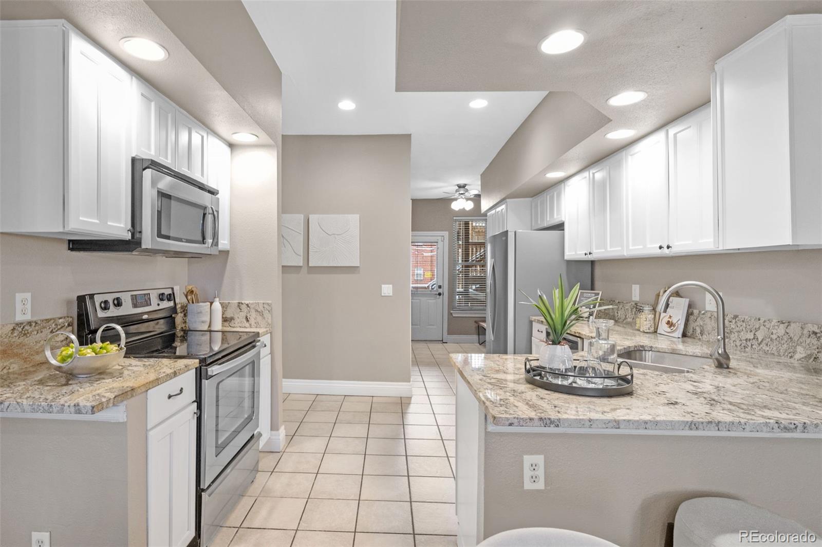 MLS Image #2 for 1100 n logan street 1,denver, Colorado