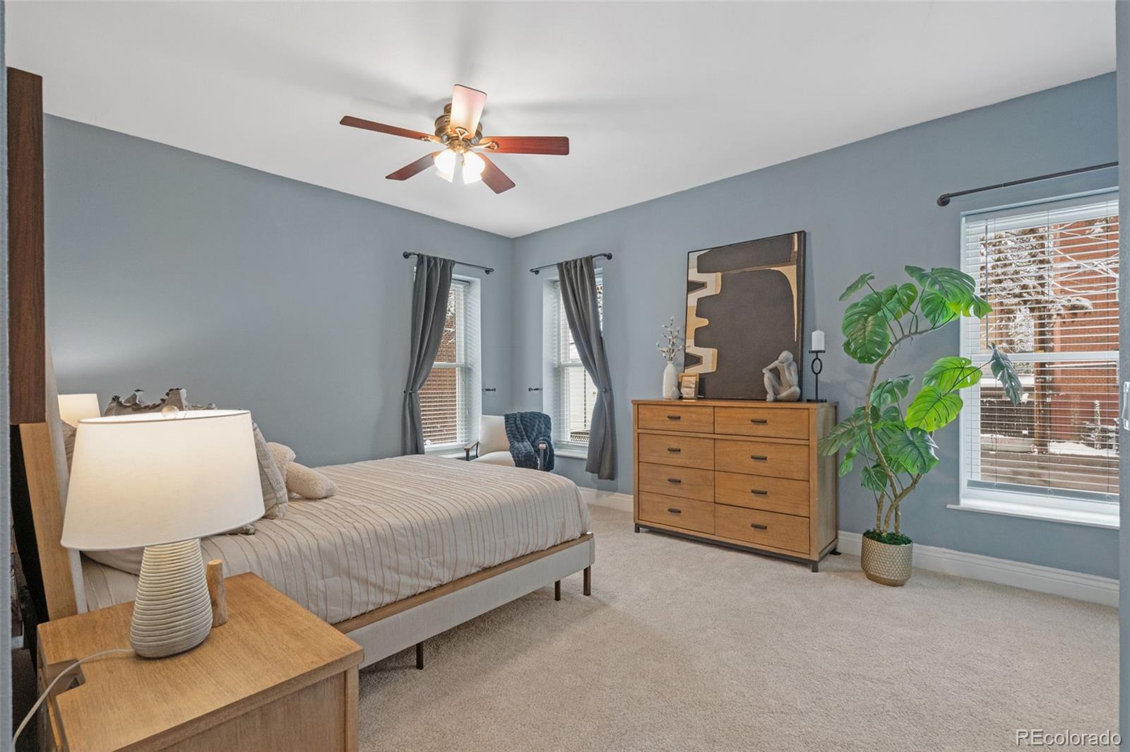 MLS Image #9 for 1100 n logan street 1,denver, Colorado