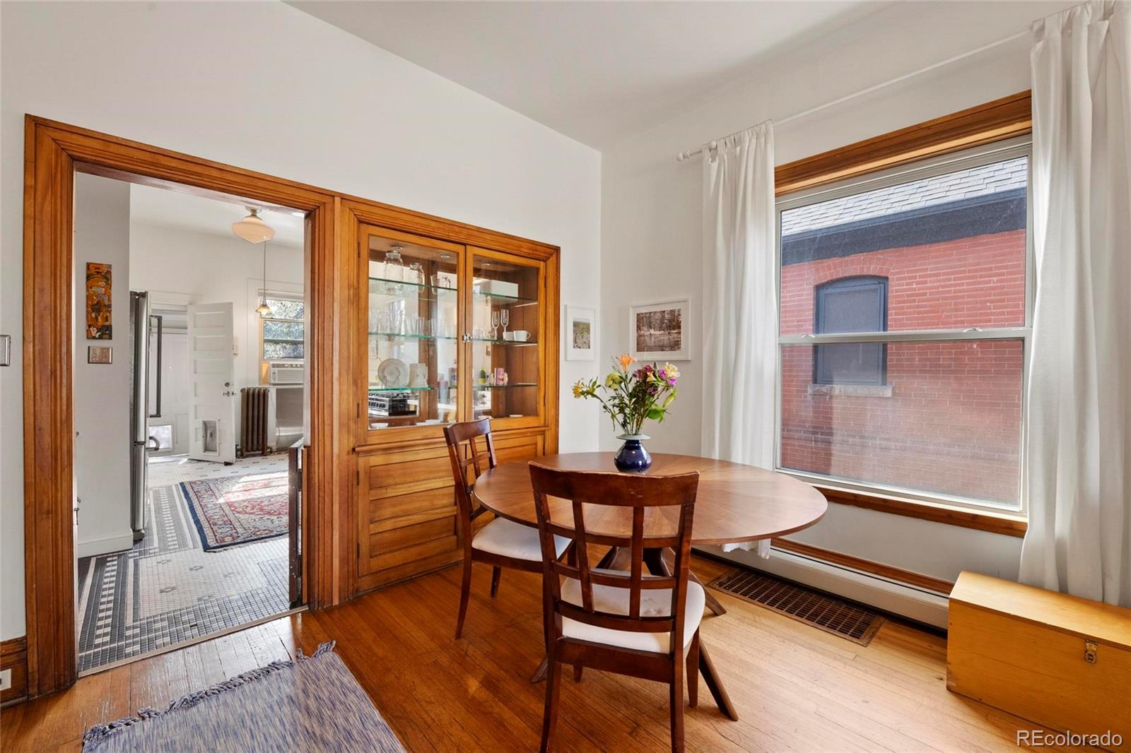 MLS Image #10 for 328 s lincoln street,denver, Colorado