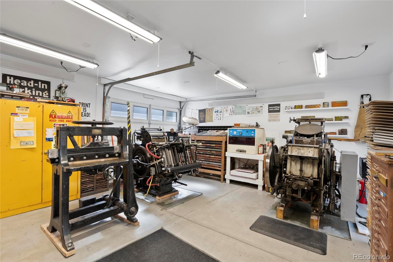 MLS Image #32 for 328 s lincoln street,denver, Colorado