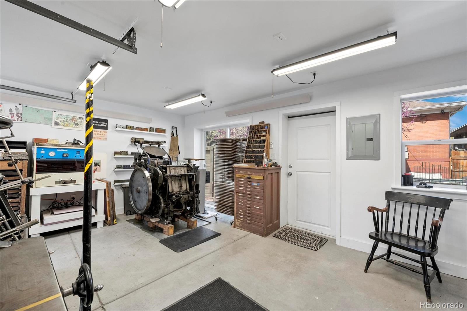 MLS Image #33 for 328 s lincoln street,denver, Colorado